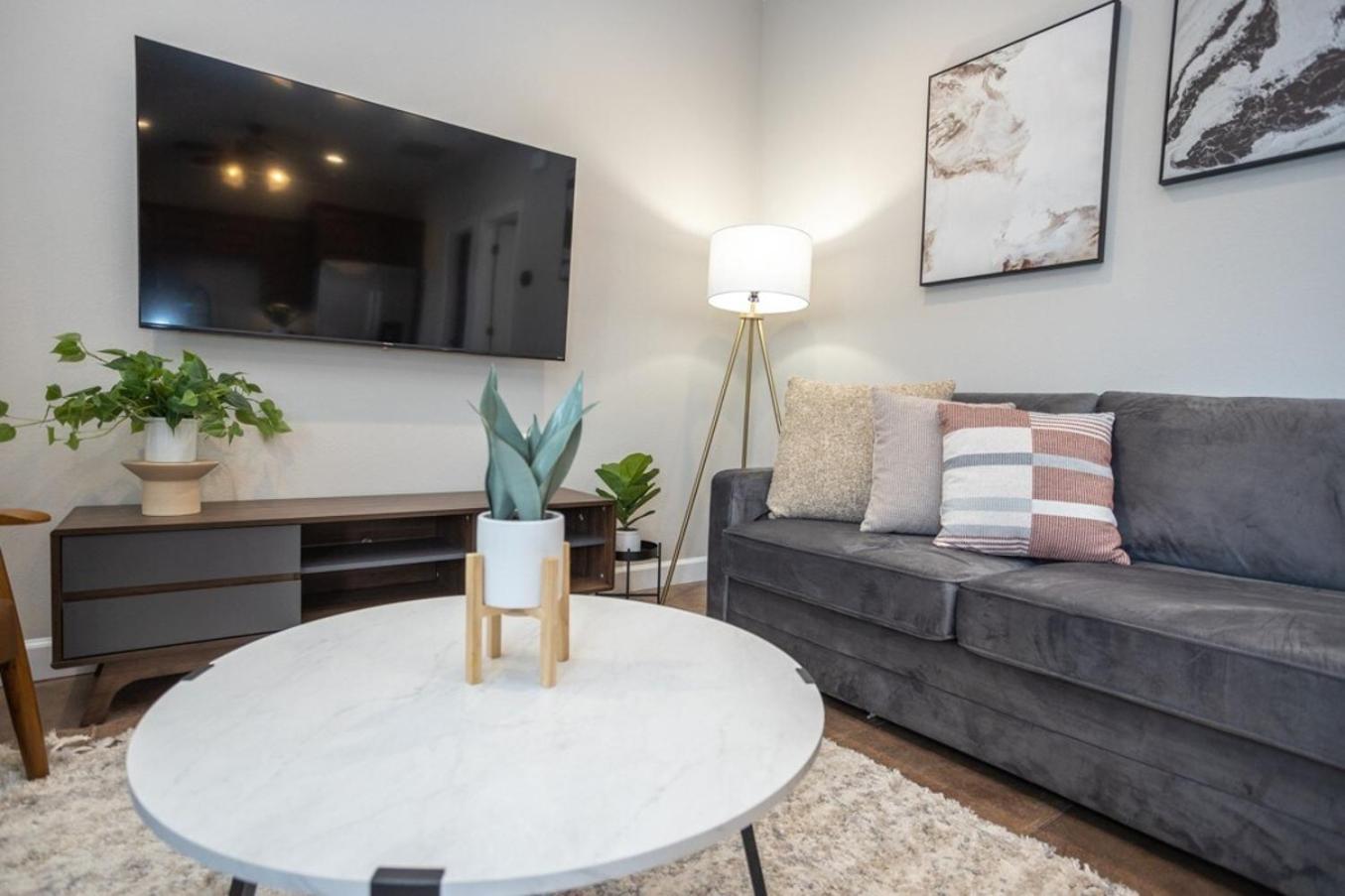 Tiny Home With Hot Tub Near Ft Leonard Wood! Waynesville Buitenkant foto