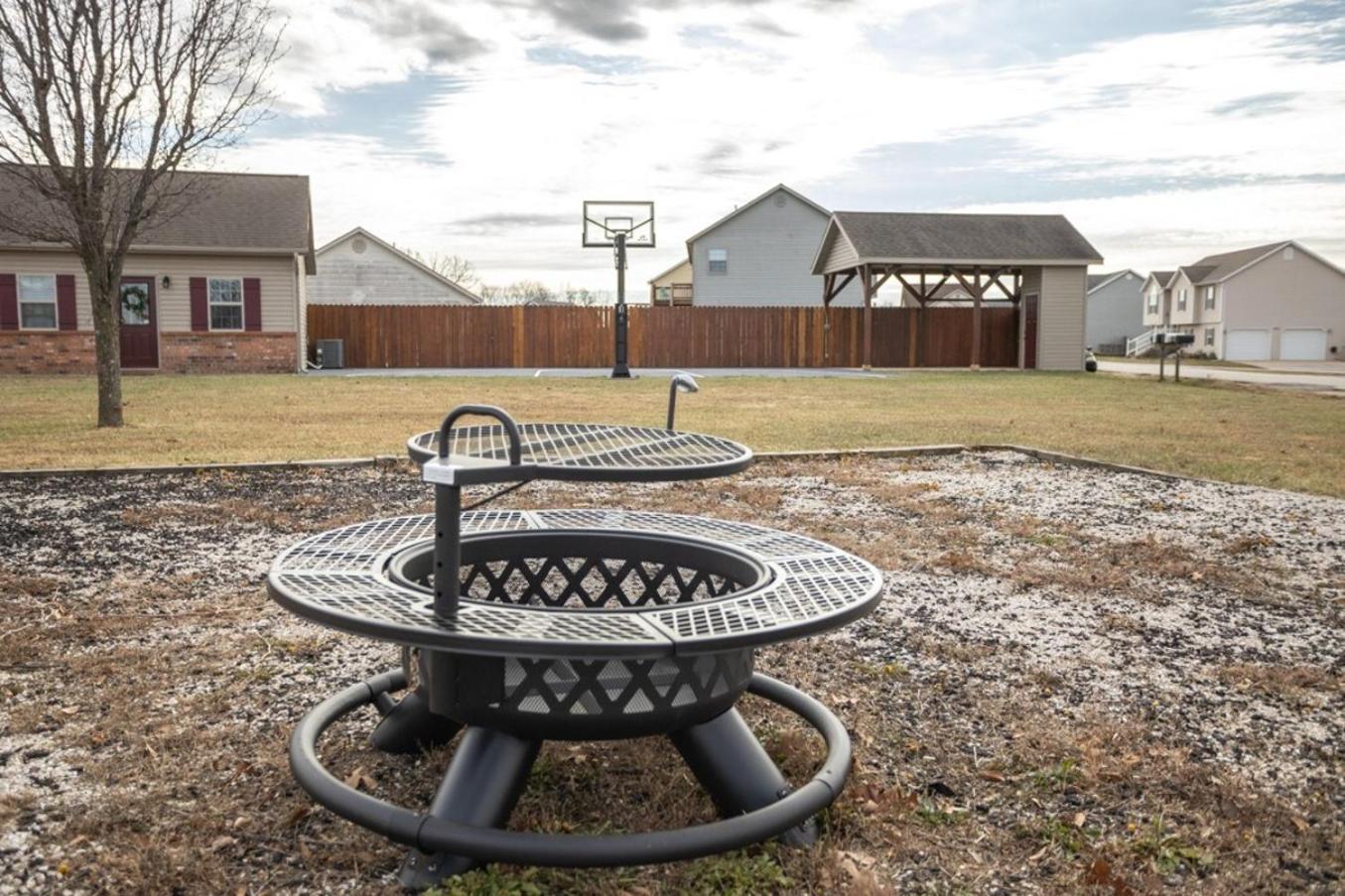 Tiny Home With Hot Tub Near Ft Leonard Wood! Waynesville Buitenkant foto