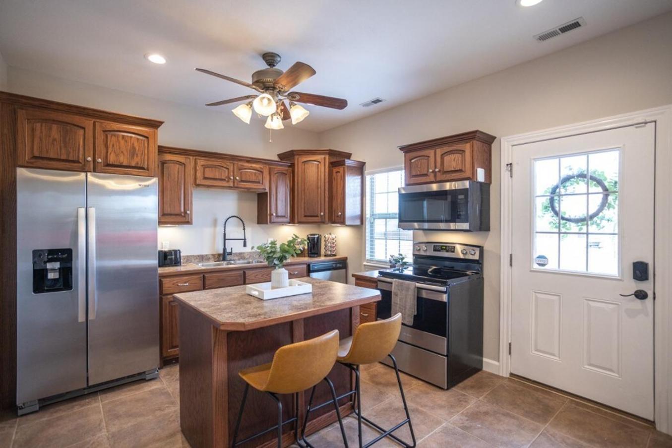 Tiny Home With Hot Tub Near Ft Leonard Wood! Waynesville Buitenkant foto