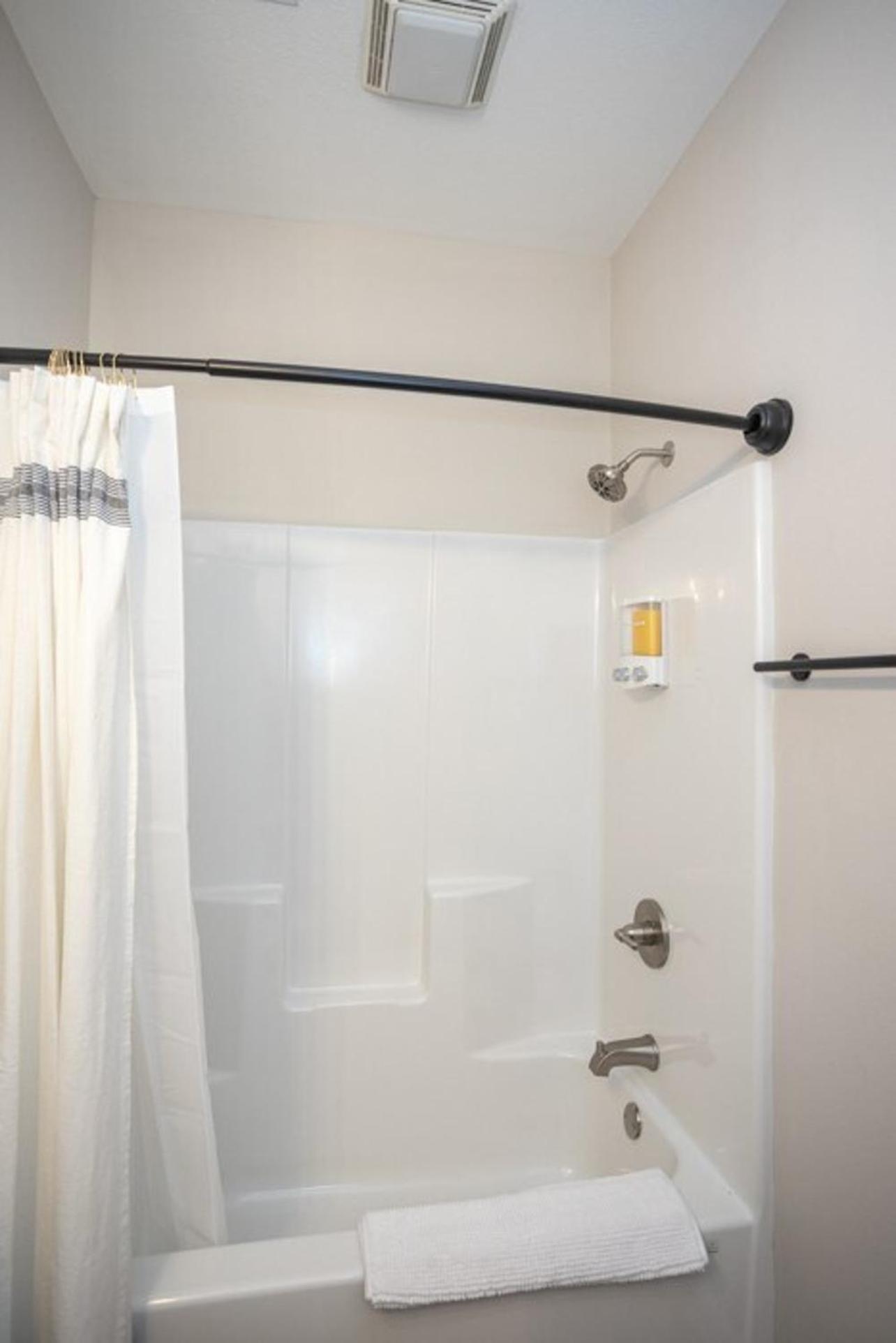 Tiny Home With Hot Tub Near Ft Leonard Wood! Waynesville Buitenkant foto