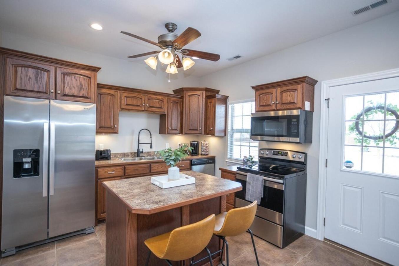 Tiny Home With Hot Tub Near Ft Leonard Wood! Waynesville Buitenkant foto